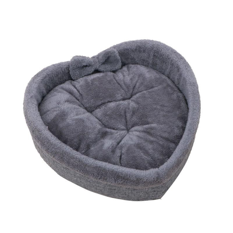 Cute Heart Shaped Cat Bed