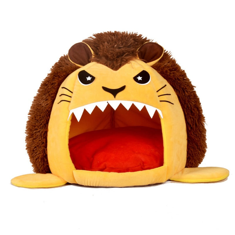 Cute Lion Shape Dog House