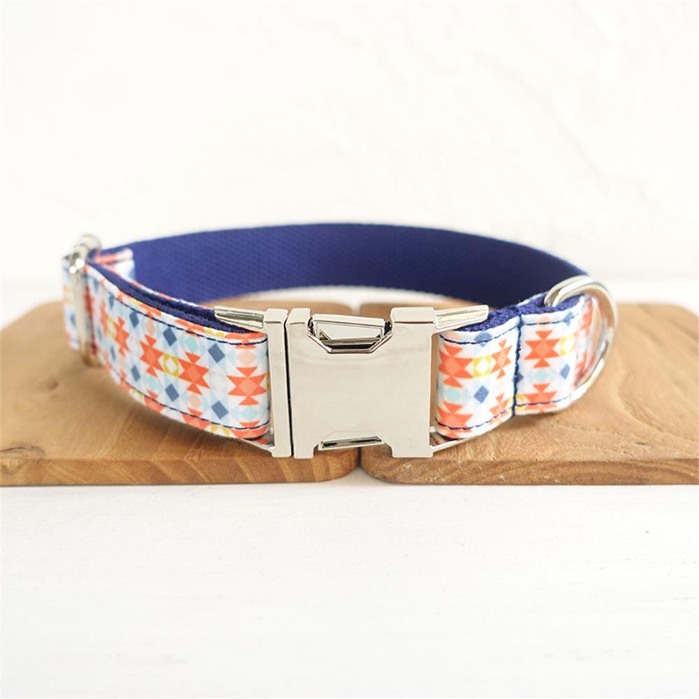 GEOMETRY Engraved Dog Collar