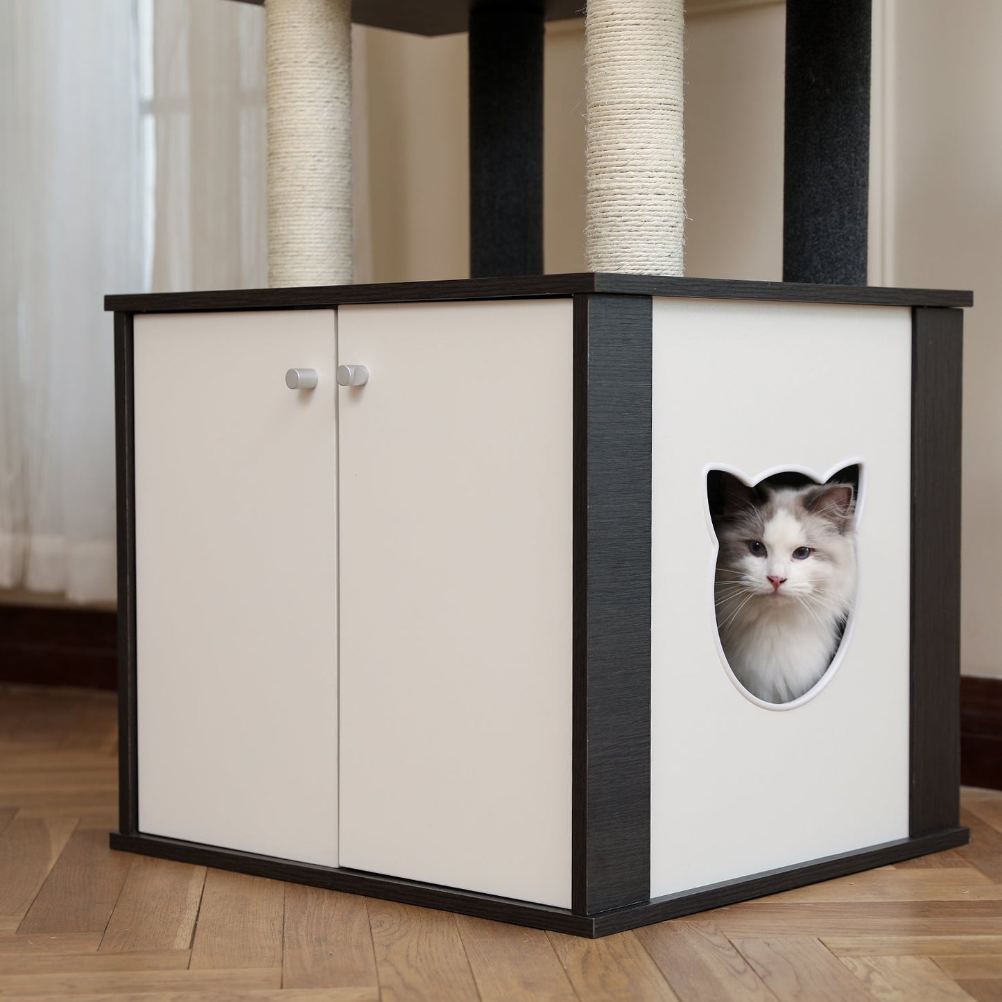 Luxury Cat Tree Tower With Cabinet
