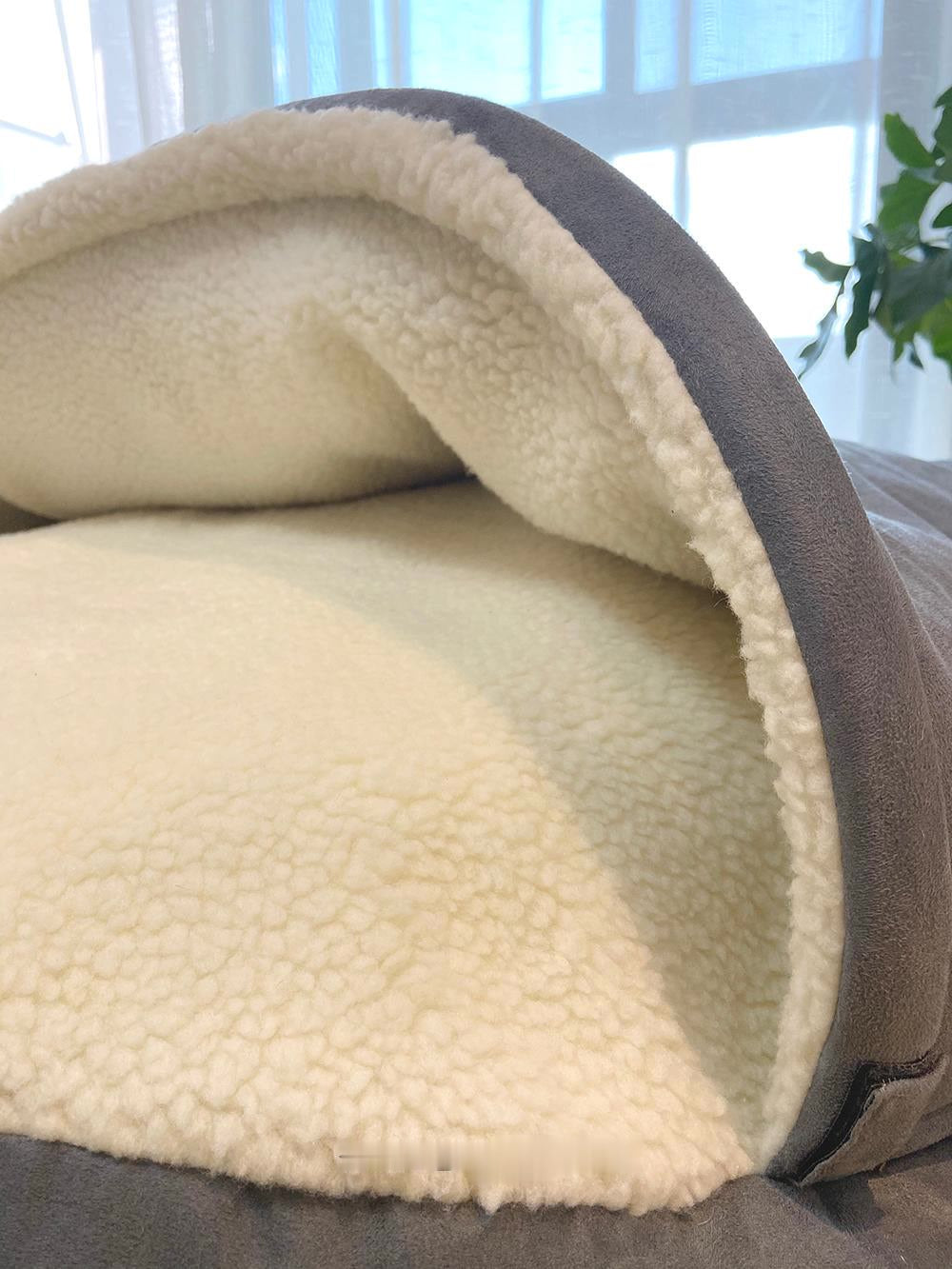 Luxury Lamb Wool Pet Bed