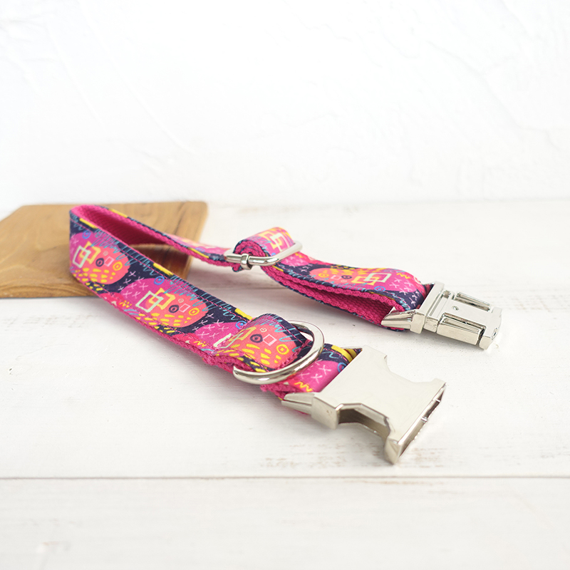 PINK SCRAWL Engraved Dog Collar