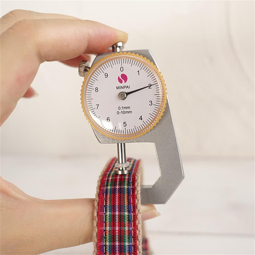 RED SCOTTISH Plaid Dog Collar