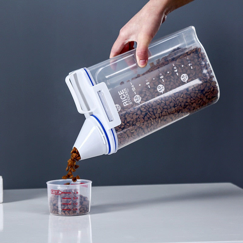 Pets Food Storage Container With Measuring Cup