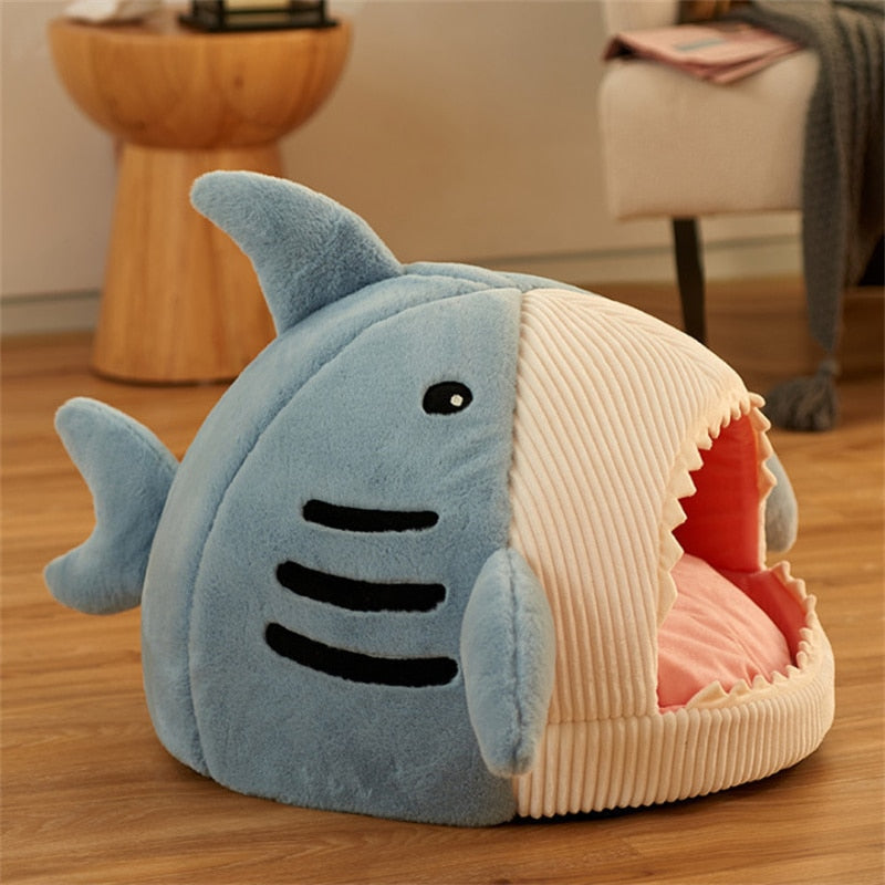 Shark Shape Warm Winter Pet House