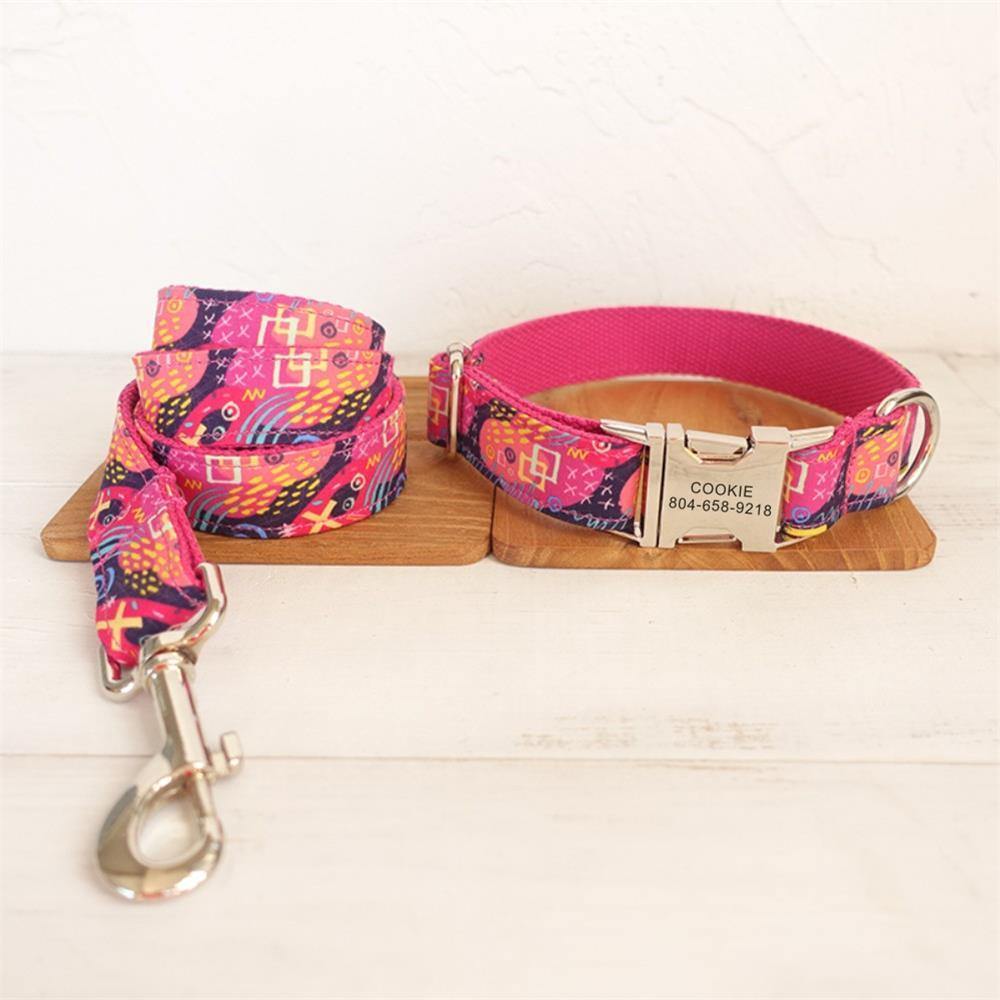 PINK SCRAWL Engraved Dog Collar - Bark ¡®n¡¯ Paws